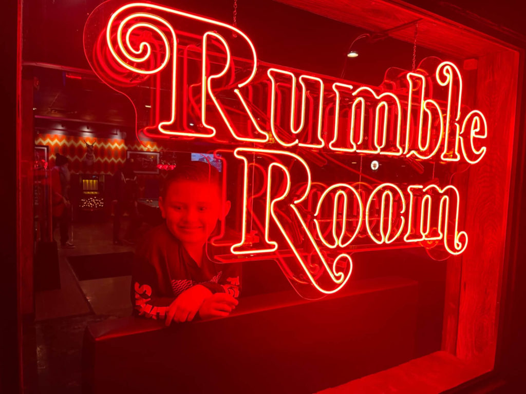 Maggie's Rumble Room | Classic drinks and unique, made-to-order pizzas